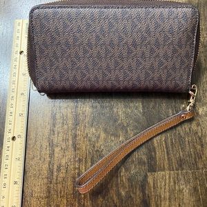 Gently used Michael Kors wallet